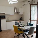 Urban Chic Апартаменты *